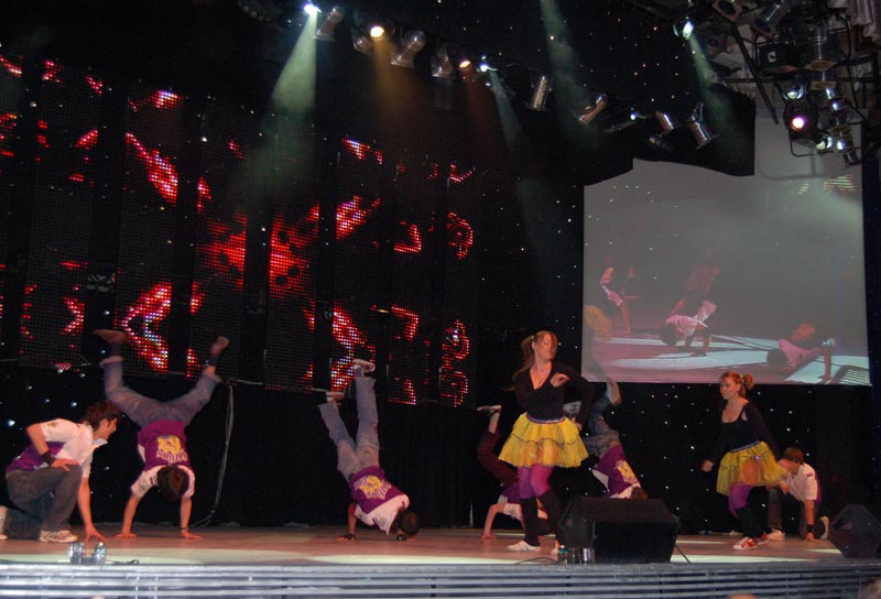 ������������ ��������� Sky Dance, 69.9 Kb