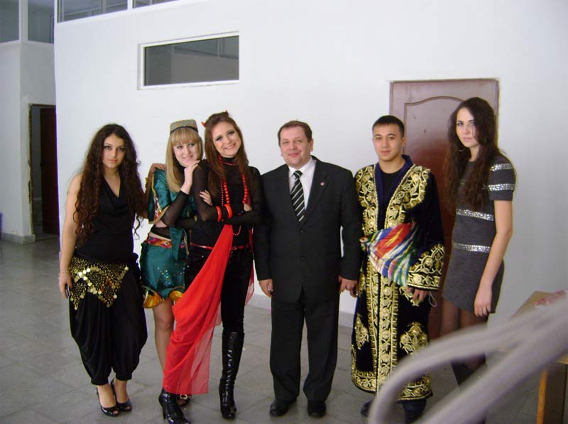 ���� �� ������ - �������� ����� �2 �. �������� � ���������� ���������� ���� �������� �.�., 54.4 Kb