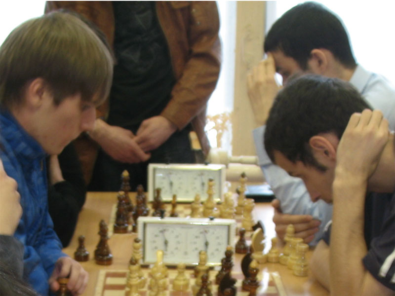 2-� �����: �.�����, 2 ����� - �.��������, 1 � (���� ���� - ��), 65.8 Kb