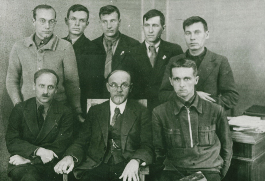  ..       ., 299.4 Kb