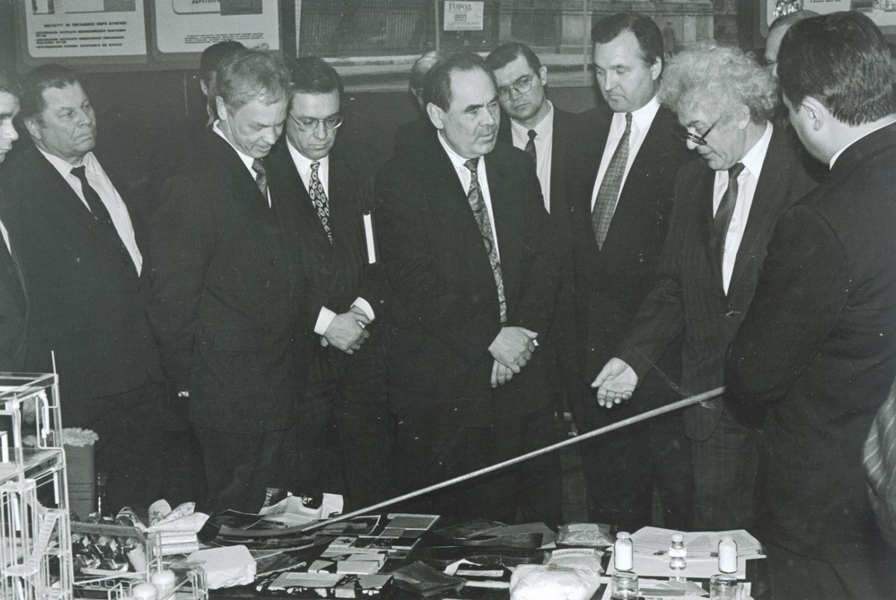    .. <br>      1994 ., 306.1 Kb