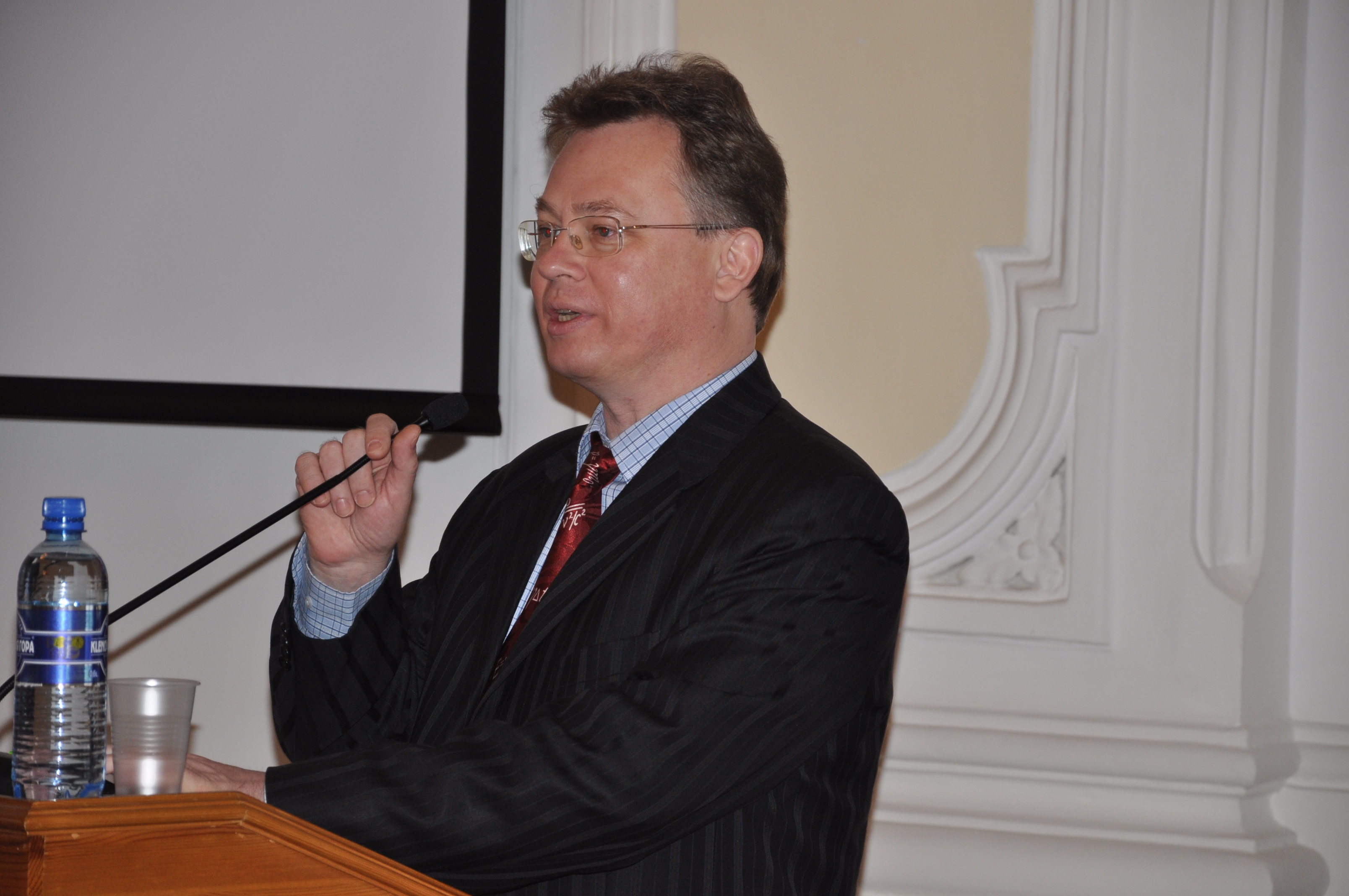 ������ ����� �.�.��������: 