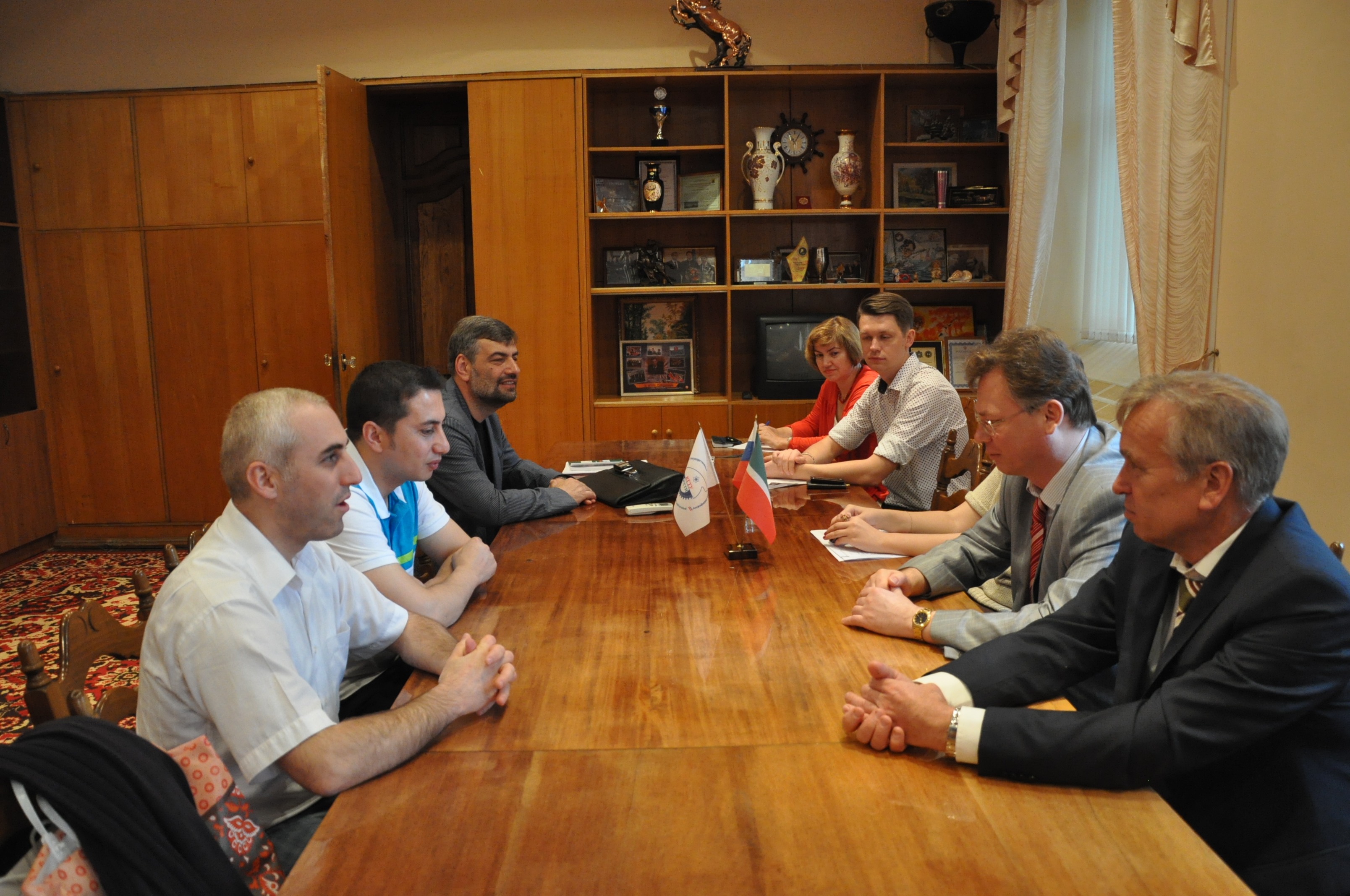 ����������, 3068.0 Kb