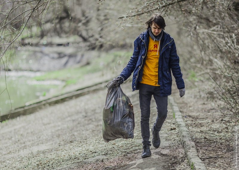 ������ �� ����, � ������� ��� ������ 3 ����� � ��������� ��������� �������, 123.7 Kb