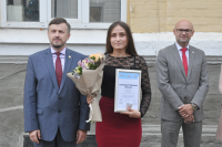 <small>������� ���������� <i>(� ������)</i>, �. �. �������, �. �. �������</small>, 612.5 �� 