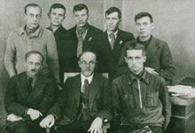 Профессор А.Е. Арбузов с коллегами по кафедре органической химии., 299.4 КБ